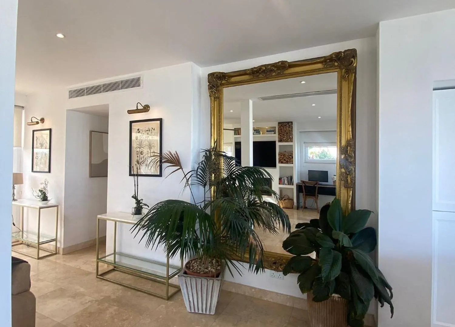 St Julians Luxurious Penthouse With Pool Enjoying Distant Seaviews Appartement San Ġiljan
