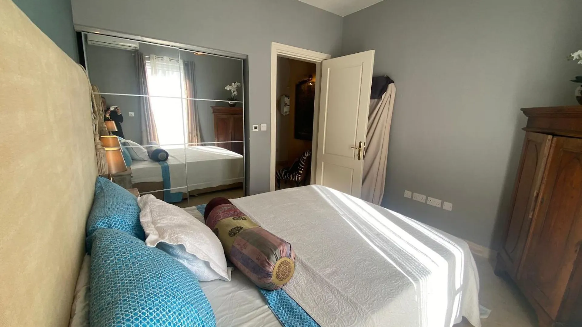 St Julians Luxurious Penthouse With Pool Enjoying Distant Seaviews Appartement San Ġiljan